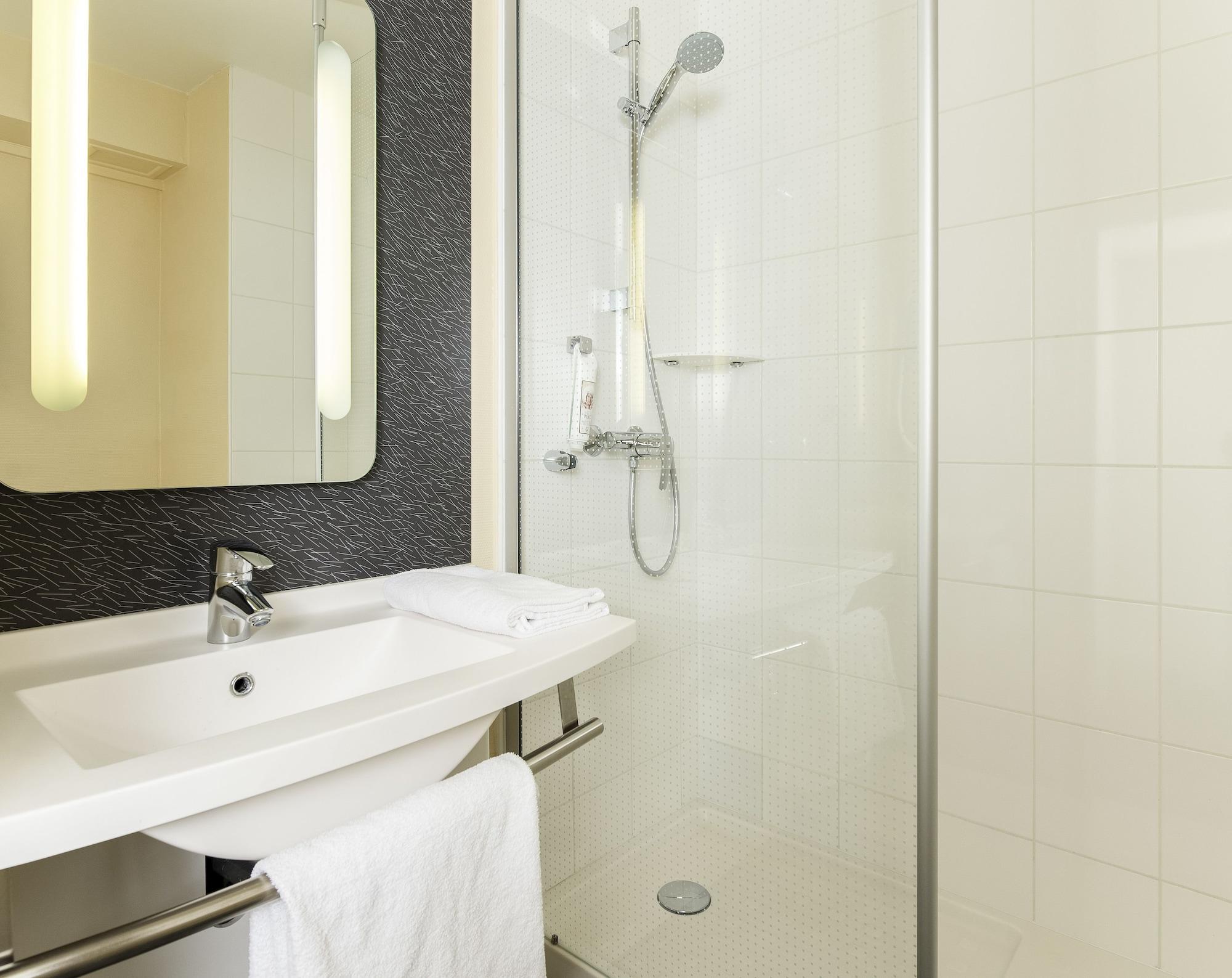 B&B Hotel Orly Rungis Aeroport 3 Etoiles Екстериор снимка