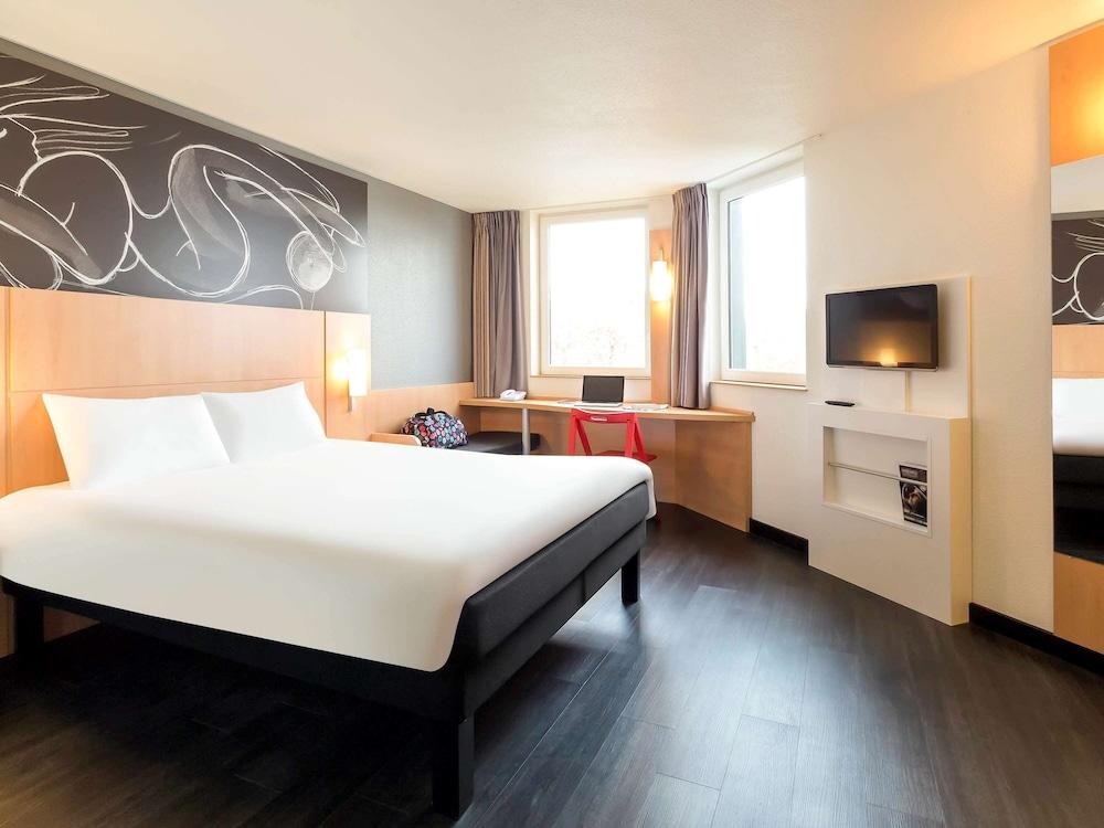 B&B Hotel Orly Rungis Aeroport 3 Etoiles Екстериор снимка