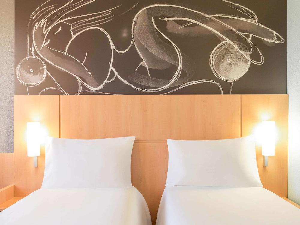 B&B Hotel Orly Rungis Aeroport 3 Etoiles Екстериор снимка