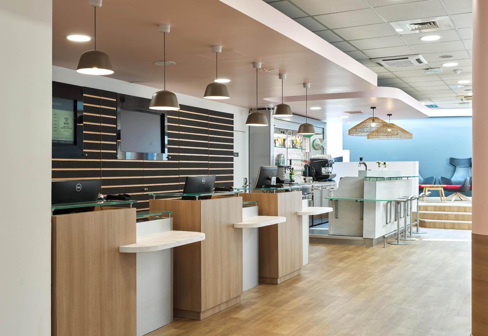 B&B Hotel Orly Rungis Aeroport 3 Etoiles Екстериор снимка